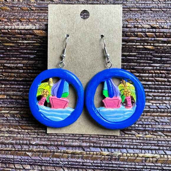 BOGO FREE VACATION TROPICAL CRUISE WEAR EARRINGS - Picture 1 of 4